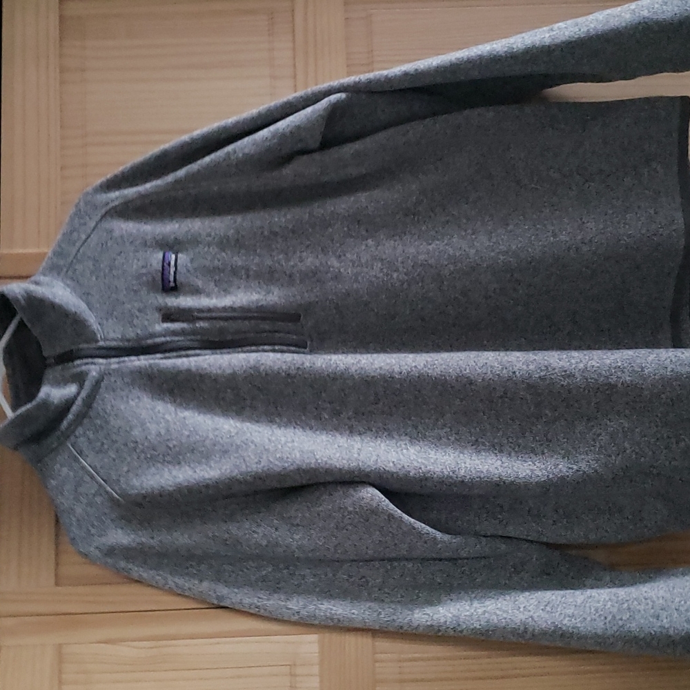 Patagonia zip up